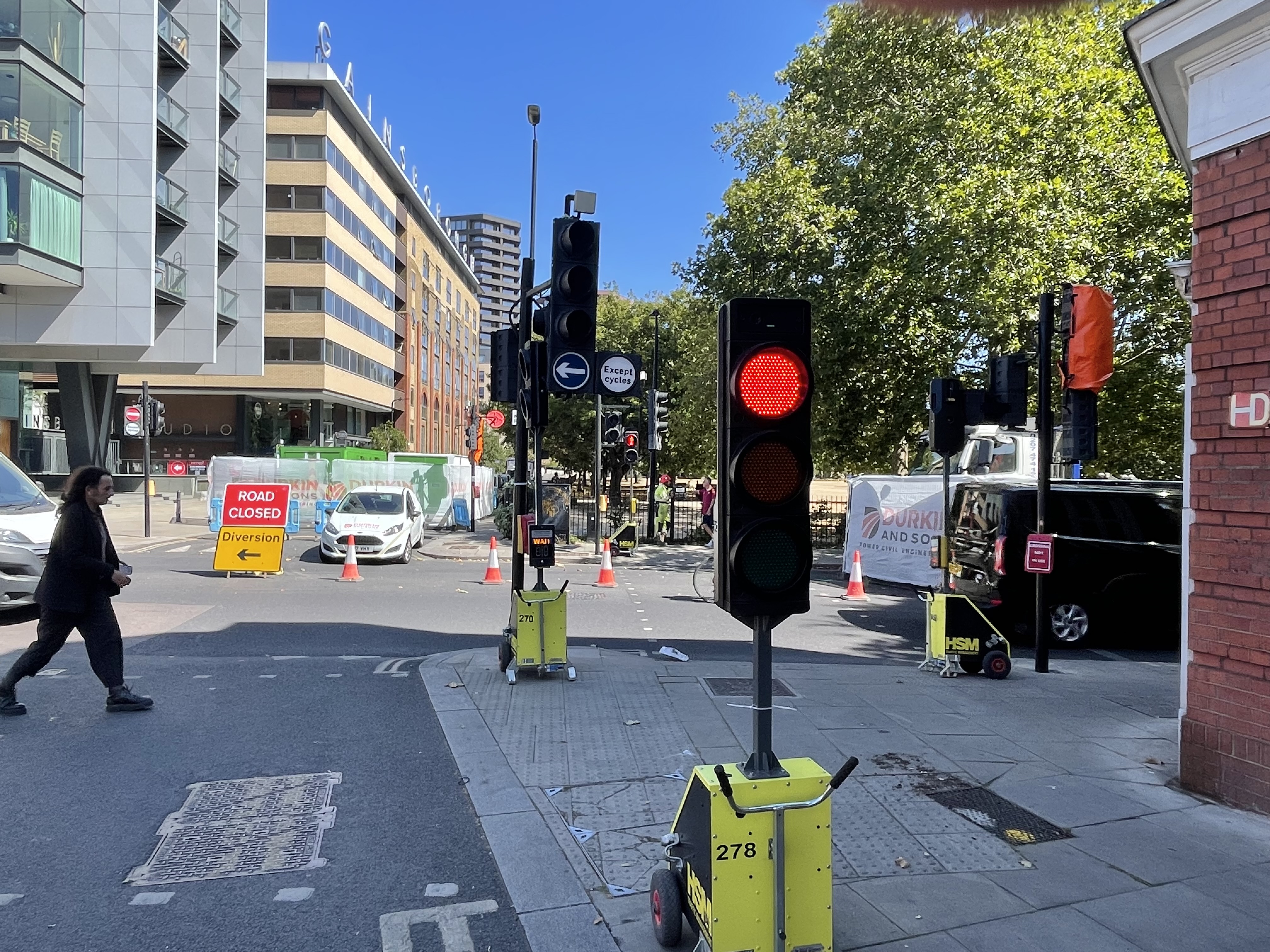 The junction of Poole Street, Eagle Wharf Road and New North Road showing the closure on Poole Street with site cabins blocking the road